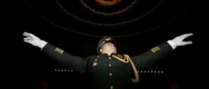 Eine chinesische Militärband bei der Probe. 