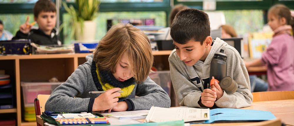 So viel zu lernen: Kinder in einer deutschen Grundschule.