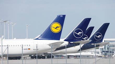 Viele Lufthansa-Maschinen bleiben am Mittwoch am Boden.