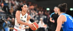 Satou Sabally gehört zu den besten Basketballerinnen der Welt und kehrte im November nach längerer Pause in die Nationalmannschaft zurück.
