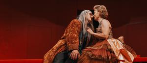 Stefan Jürgens und Emese Fay in „Tartuffe“