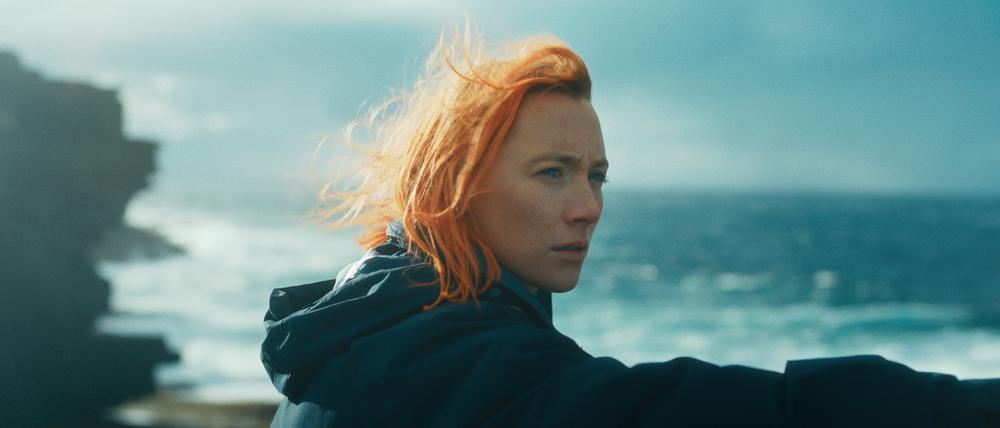Saoirse Ronan in „The Outrun“ von Nora Fingscheidt. Der Film wird auch bei „Berlinale goes Kiez“ in Kleinmachnow gezeigt.