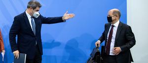 Markus Söder und Olaf Scholz, hier nach einer Pressekonferenz zu Corona-Maßnahmen im vergangenen Dezember, gerieten in der Nacht zu Donnerstag aneinander.