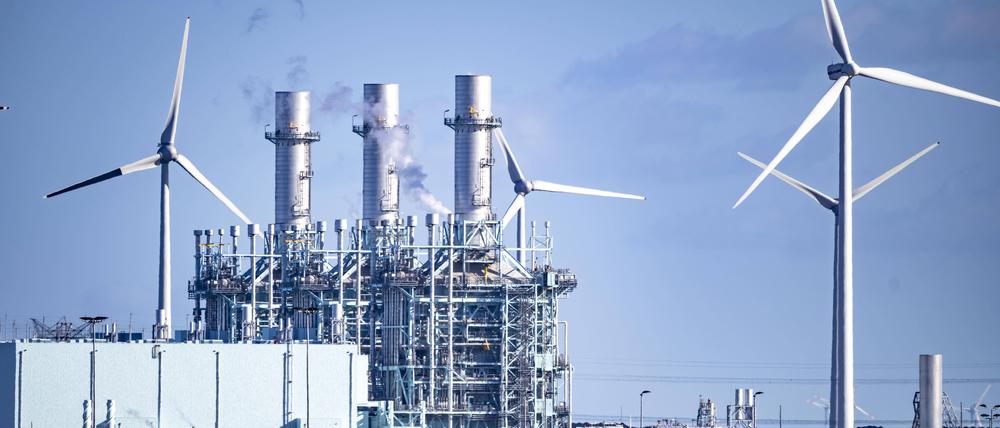 Gaskraftwerke sollen Stück für Stück durch Erneuerbare ersetzt werden.