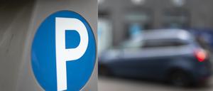 Ein Parkscheinautomaten in Berlin, 13.04.2023.