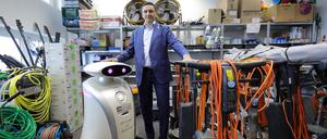 Oliver Majowski, Gebäudereinigermeister, darf sich über eine hohe Umweltauszeichnung freuen.