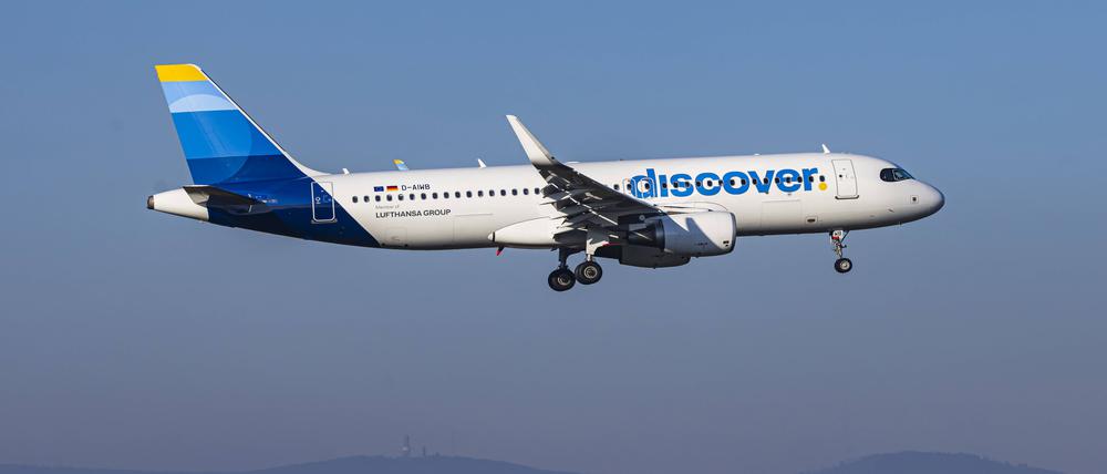Ein Flugzeug der Discover Airlines.