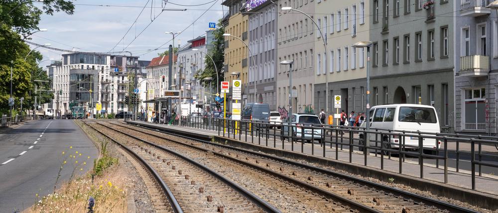Die Berliner Allee in Weißensee.