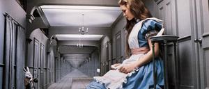Sich riesig fühlen wie Alice im Wunderland? Das passiert mitunter, wenn bestimmte Gehirnregionen nicht korrekt funktionieren. 