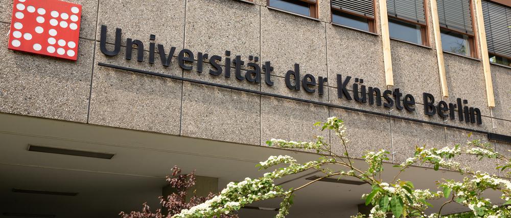 UdK-Lehrende und Beschäftigte haben sich in einer Erklärung gegen Antisemitismus im eigenen Haus gewandt.