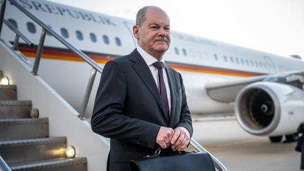 Bundeskanzler Olaf Scholz (SPD) bei der Ankunft in Washington im Februar 2024. 