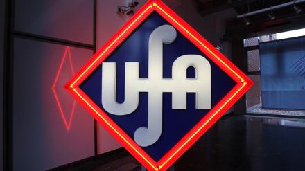 Das Ufa-Logo im Verwaltungsgebäude der Ufa-Holding in Babelsberg 
