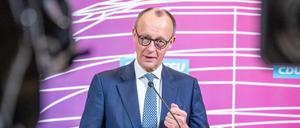 Friedrich Merz, CDU-Bundesvorsitzender und Fraktionsvorsitzender der Unionsfraktion, spricht bei einem Pressestatement im Bundestag (Archivbild vom 29.01.2024).