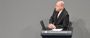 Gregor Gysi (Die Linke) im Bundestag.
