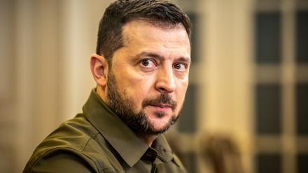 Wolodymyr Selenskyj, Präsident der Ukraine, kommt zu einem bilateralen Treffen nach der Sitzung des UN-Sicherheitsrats zum Thema Ukraine. 