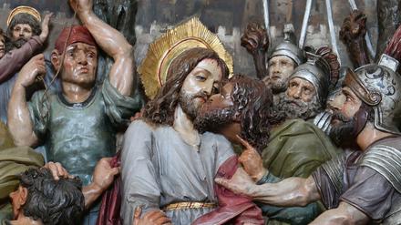 Judaskuss, hier dargestellt auf einem Altarbild in der Kirche des Heiligen Matthäus in Stitar, Kroatien.