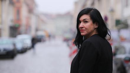 Die frühere Kulturbeigeordnete Noosha Aubel (parteilos) kurz vor ihrem Abschied aus dem Rathaus im Jahr 2023.
