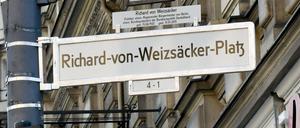 Richard-von-Weizsaecker-Platz.