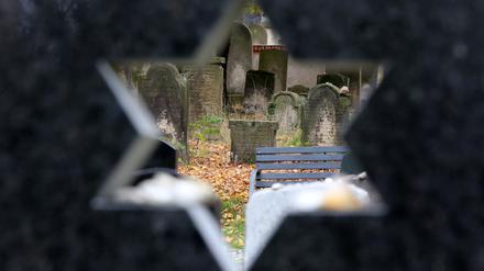 Der Jüdische Friedhof in der Potsdamer Puschkinallee.