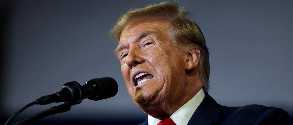 Der designierte US-Präsident mahnt die Nato-Verbündeten in einem Interview erneut zu höheren Verteidigungsausgaben.