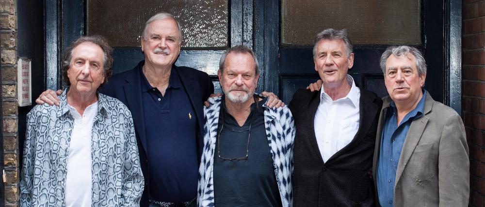 Eric Idle, John Cleese, Terry Gilliam, Michael Palin und Terry Jones, Mitglieder der britischen Comedy-Gruppe Monty Python. Gemeinsam feierten sie Erfolge mit der Comedy-Truppe Monty Python - doch privat können sich die Mitglieder Eric Idle und John Cleese offenbar nicht ausstehen.
