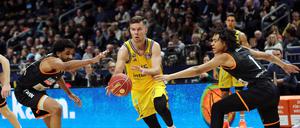 Ab durch die Mitte. Martin Hermannsson will mit Alba Berlin wieder ins Finale.