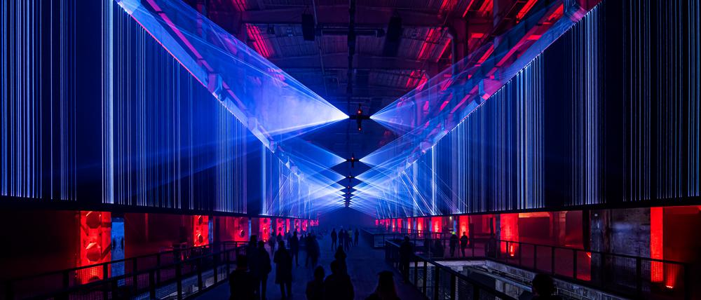 Die Ausstellung Vektor im Kraftwerk Berlin.