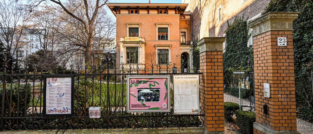 Das Literaturhaus Berlin residiert in einer der schönsten Villen der Fasanenstraße.