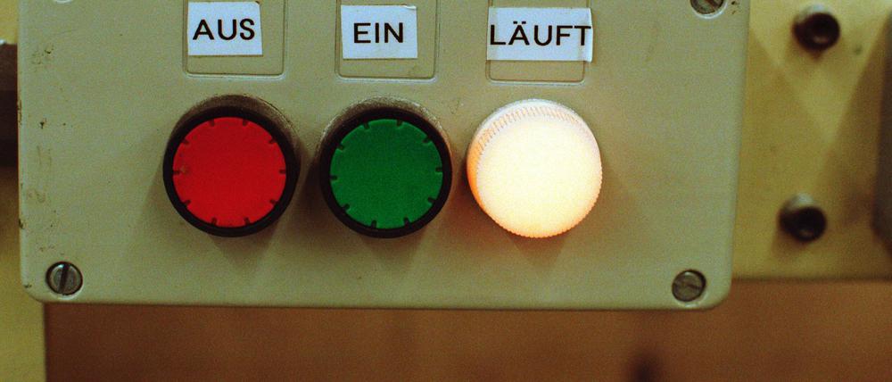 Schalter einer Produktionsanlage.