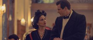 Juliette Binoche in "The New Look"