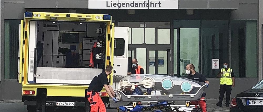 Am 22. August 2020 wird Nawalny in die Berliner Charité gebracht.