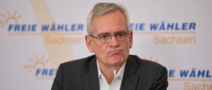 homas Weidinger bei einer Pressekonferenz in Grimma am 1. Dezember 2023.