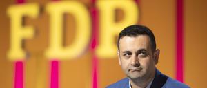 Hat genug von der Ampel-Koalition: FDP-Generalsekretär Bijan Djir-Sarai  spricht sich für ein Bündnis mit der Union aus.