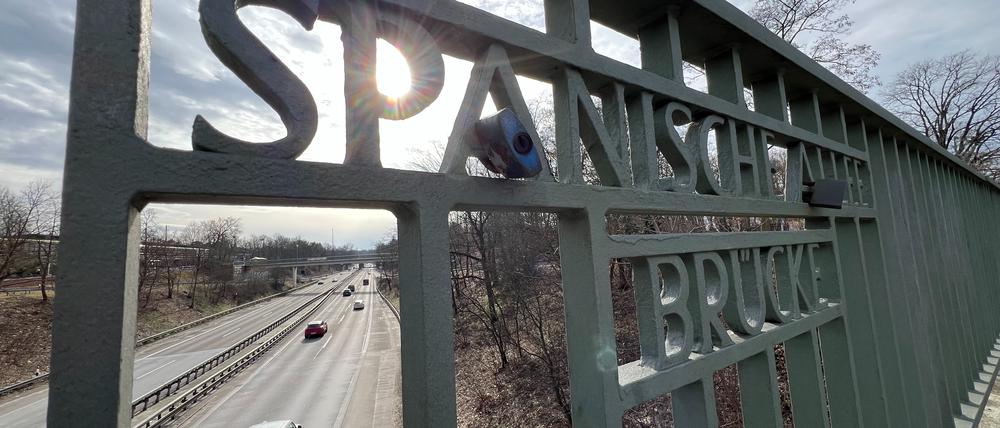 Die Spanische Allee Brücke aus dem Jahr 1942.