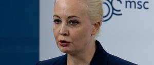 Julia Nawalnaja, Ehefrau von Alexej Nawalny auf der Münchner Sicherheitskonferenz am Tag der Bekanntgabe des Todes des Kreml-Kritikers.