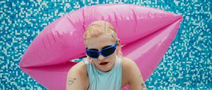 Hier im Pool wurde auch das Musikvideo zum Song „Cramps“ gedreht.