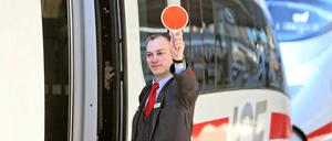Rund 25.000 Arbeitskräfte will die Bahn in diesem Jahr einstellen. 