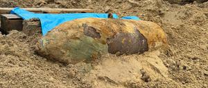 Die 250 Kilogramm schwere Weltkriegsbombe.