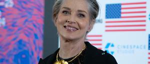 Besucht ihre Botschaft. Applaus gab es für die aufstrebenden Stars, die noch nicht so bekannt sind wie Sharon Stone.
