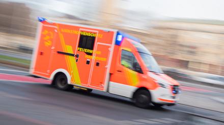 Nach einem Sturz vom Fahrrad musste ein Mann am Dienstag reanimiert werden.