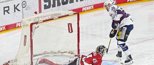 Tobias Eder erzielte in Unterzahl für die Eisbären.