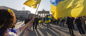 Ukrainer in Deutschland fragen sich, welche Partei die Interessen ihres Landes am ehesten vertritt.