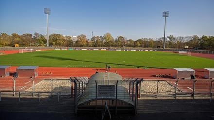 Das Mommsenstadion wird etwa viereinhalb Monate lang gesperrt sein wegen Umbauten für die Fußball-EM.