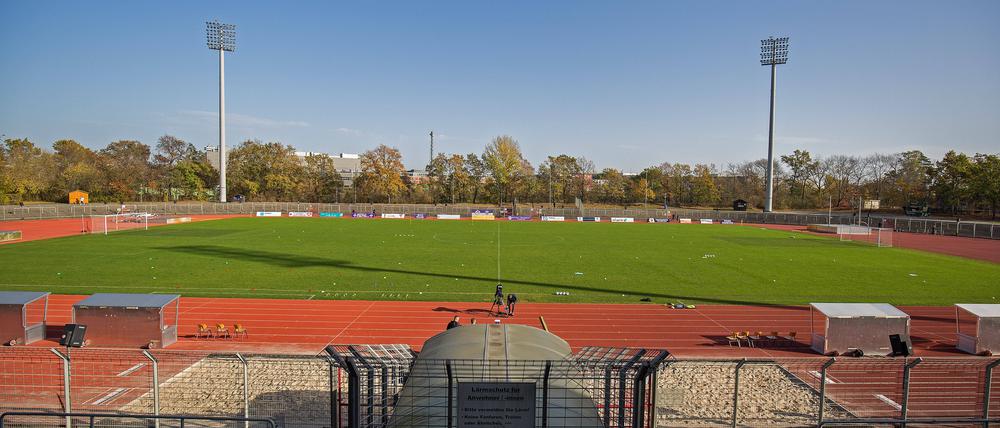 Das Mommsenstadion wird etwa viereinhalb Monate lang gesperrt sein wegen Umbauten für die Fußball-EM.