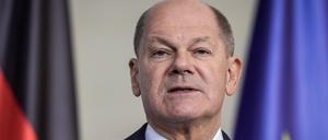 Bundeskanzler Olaf Scholz (SPD) nimmt an einer Pressekonferenz nach dem Treffen mit dem ukrainischen Präsidenten Selenskyj im Bundeskanzleramt teil. 