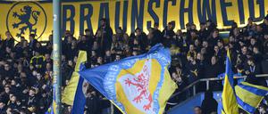 Im Heimbereich von Eintracht Braunschweig kam es am Samstag im Spiel gegen Hertha BSC zu einem Polizeieinsatz.