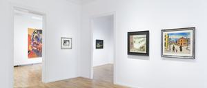 Blick in die Ausstellung „100 Jahre Held(t)en. Werner Heldt und Burkhard Held“ in der Stiftung Kunstforum Berliner Volksbank.