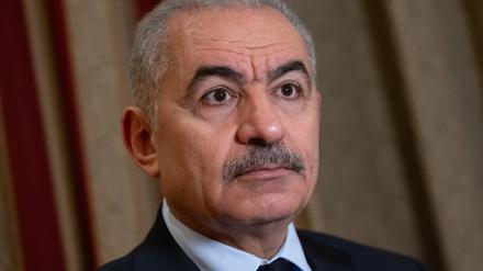 Mohammed Schtaje, Ministerpräsident der Palästinensischen Autonomiegebiete, aufgenommen bei einem Interview mit der Deutschen Presse-Agentur.