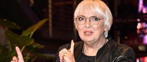Nach den Reaktionen auf israelkritische Äußerungen während der Berlinale-Abschlussgala hat Kulturstaatsministerin Claudia Roth eine Untersuchung der Vorfälle angekündigt.