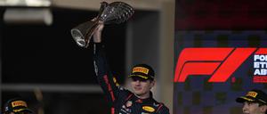 RTL überträgt zukünftig wieder Formel-1-Rennen. Dabei werden mit Sicherheit auch Siegerehrungen mit Max Verstappen zu sehen sein.